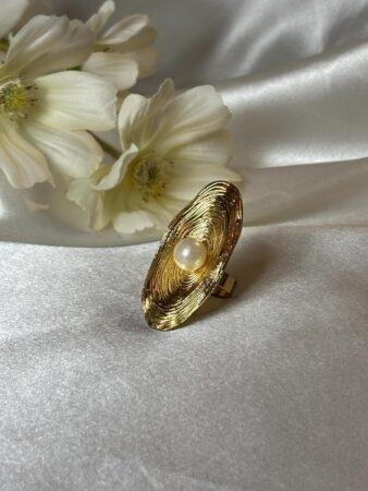 Oval pearl Adjustable Ring