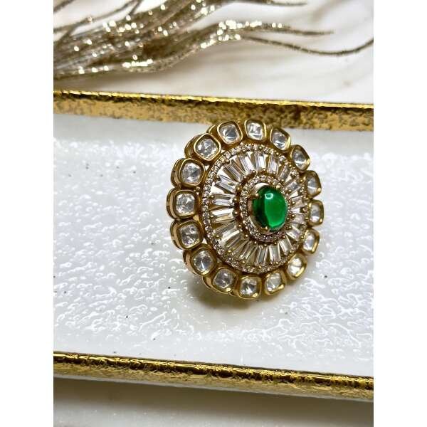 Maha Rani Gold plated antique finish kundan bold ring - Image 4
