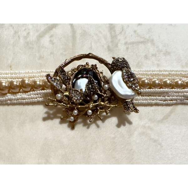 Bollywood ethnic Indian designer bird choker set antique gold finish set with mother of pearls - Image 2