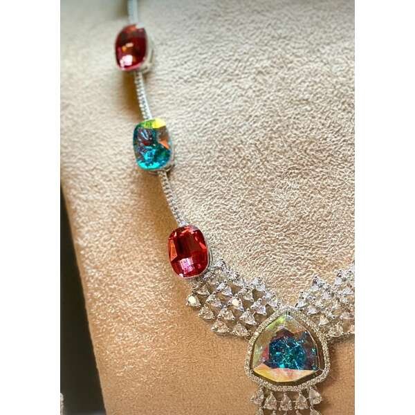 Bollywood Swarovski crystal necklace set - Image 3