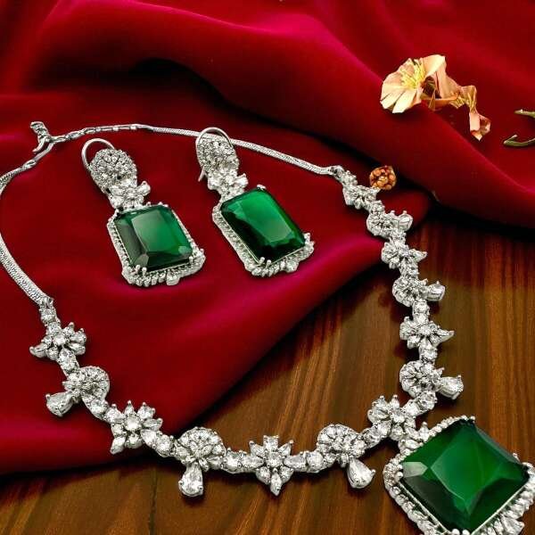 Bollywood  Indian designer American daimond cubic zarconia AD set,green emerald stone - Image 3