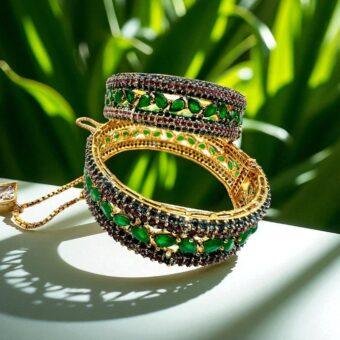 Emerald Green Kada Set Openable Fits - Luxurious Gold Bangle with Vibrant Gemstones