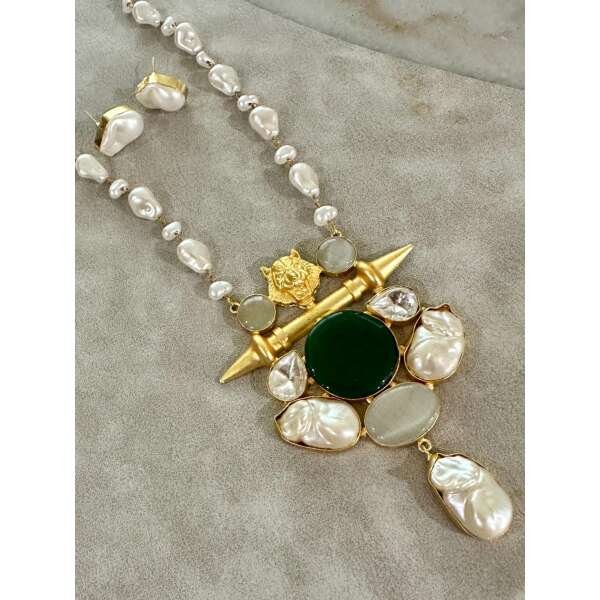 Sabyasachi inspired mala set in emerald multi  color - Image 4