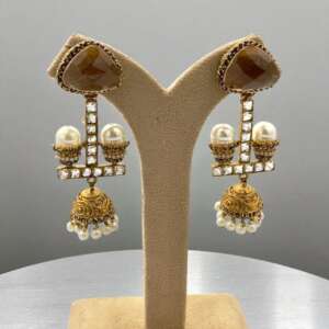 Elegant Gold-Toned Kundan Jhumka Earrings with Pearls - Traditional Indian Jewelry