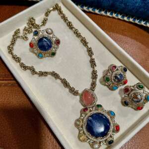 Elegant Pakistani Multani Naqshi Set - Gold-Toned Necklace, Earrings, and Ring with Multicolored Stones