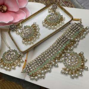 Bollywood Ethnic Indian Pakistani  kundun necklace set with tikka, mint  green stones.