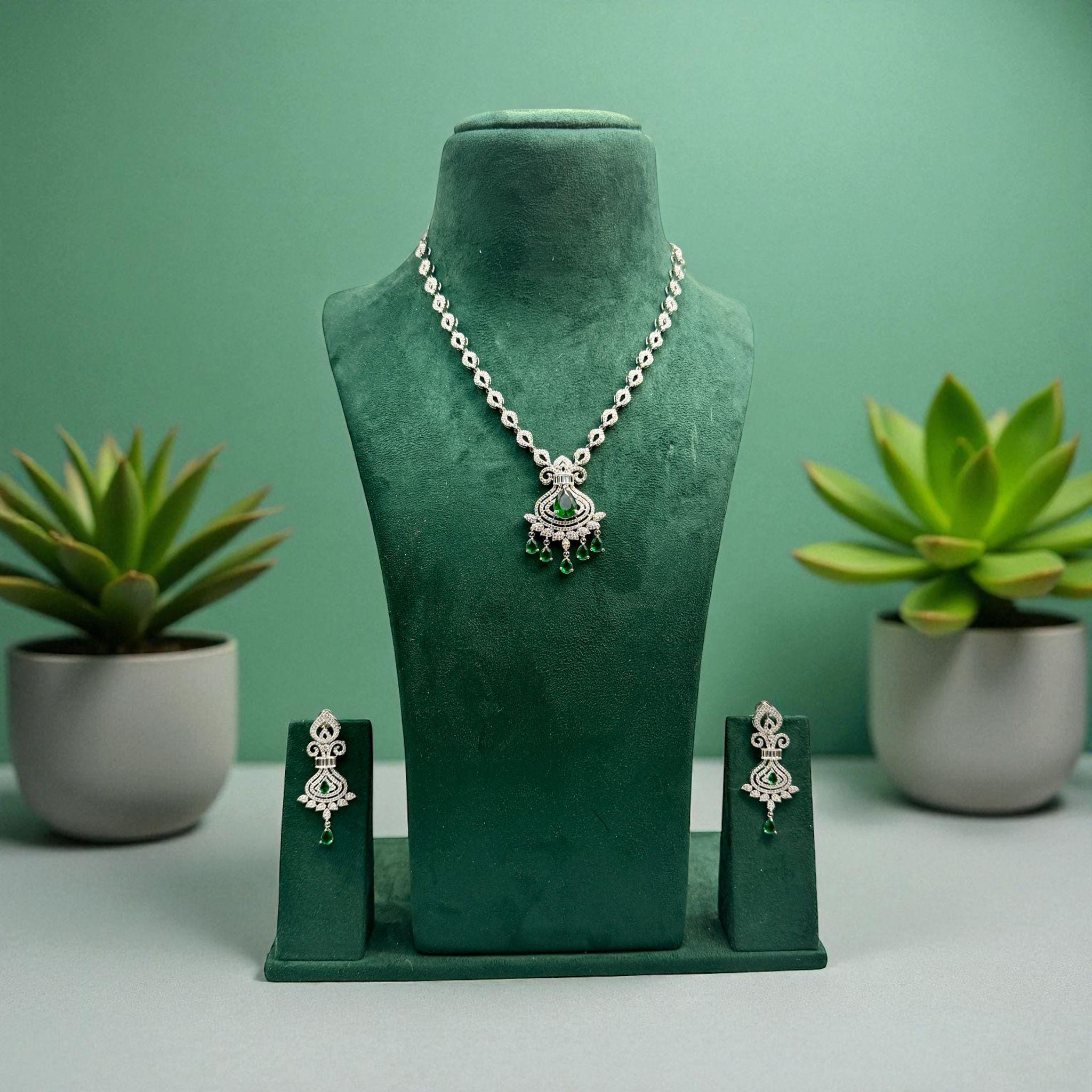 Silver Emerald Green Necklace Set | Indian ad Jewelry | Bridal Wedding Necklace with Earrings - Image 3