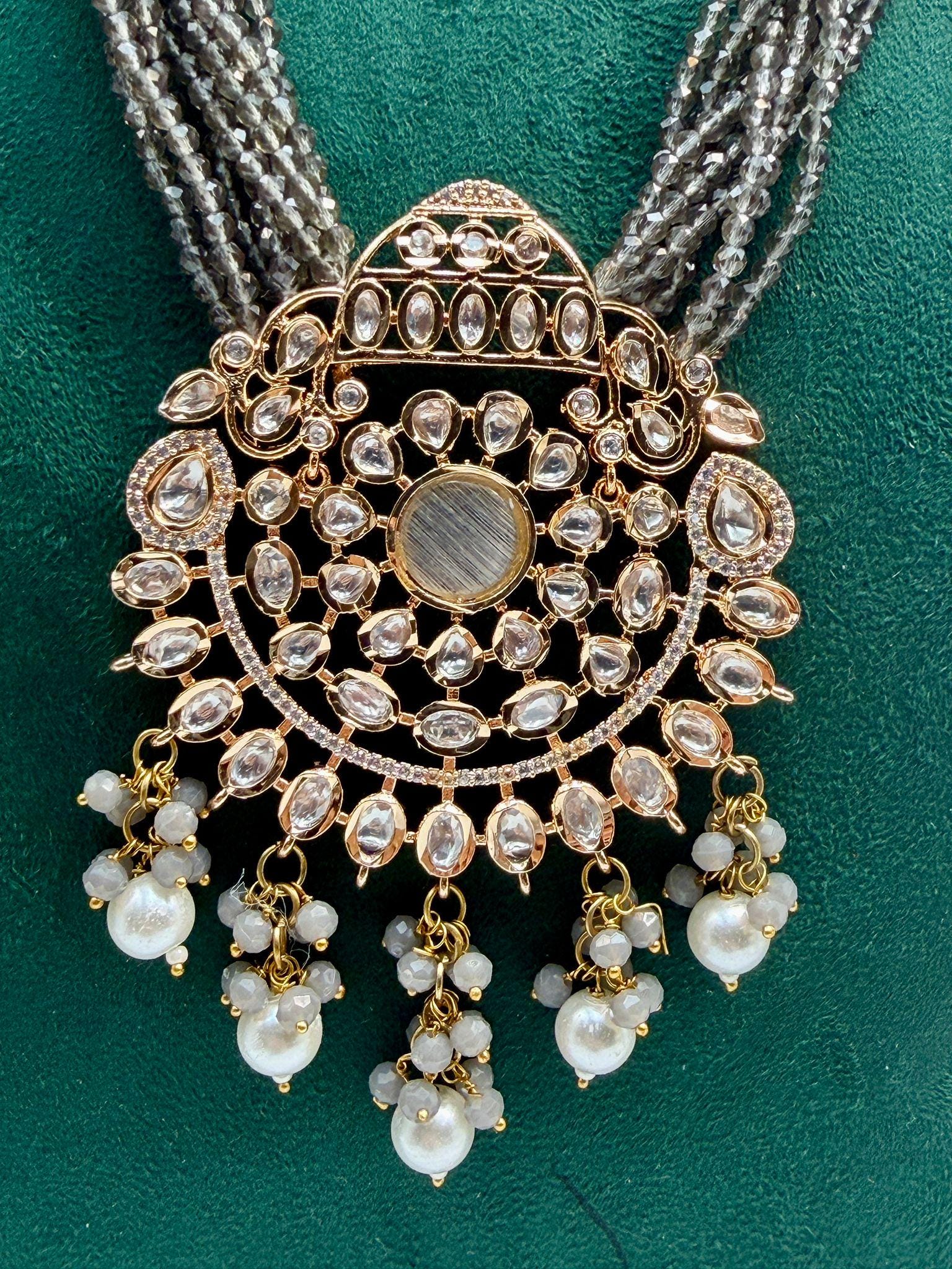Antique Kundan Pearl mala Set | Vintage Polki Jewelry | Bridal Beaded Necklace with studs - Image 3
