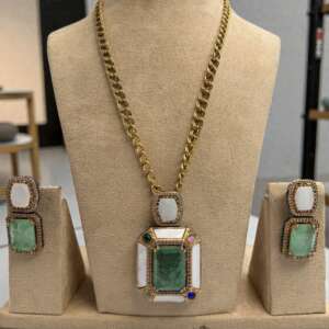Verdant Stone Pendant Necklace Set with Chunky Chain & Matching Earrings | Modern Heritage Jewelry